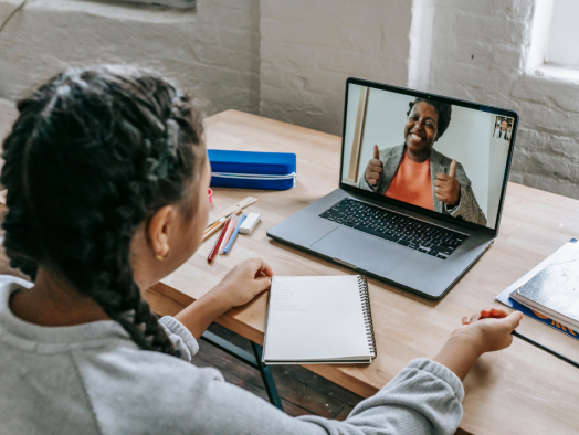 Is Online Language Learning Effective? Pros, Cons & Real Results